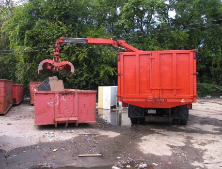 Cubic yard measurement and load planning for waste collection